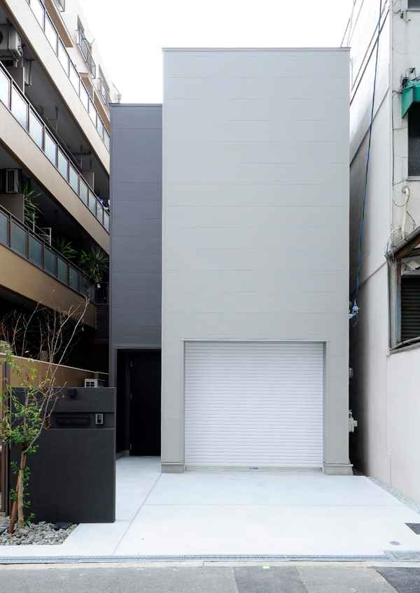 インナーガレージのある家